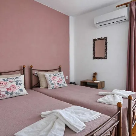 Dinas Alonissos - Nefeli Summer Haven