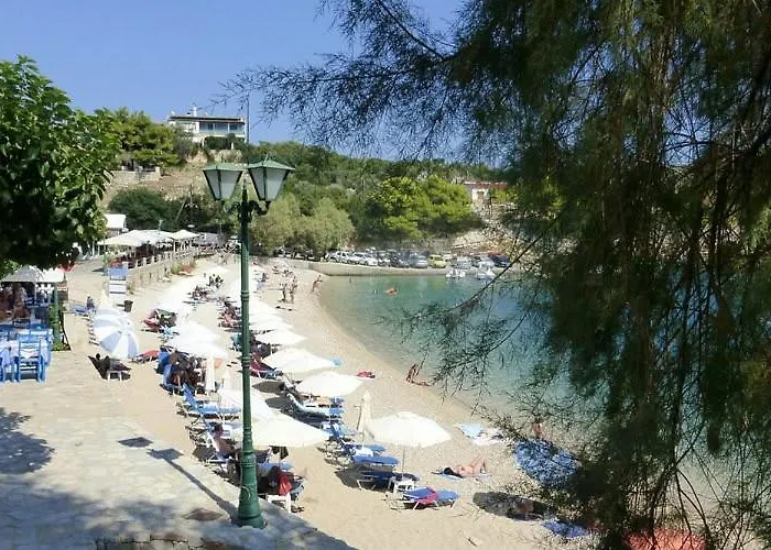 Dinas Alonissos - Nefeli Summer Haven Patitiri (Alonnisos)